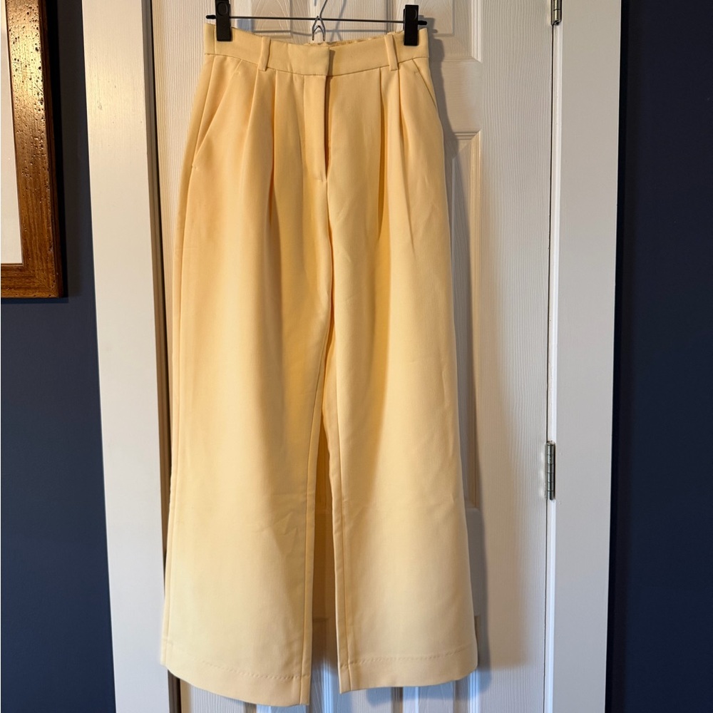 Abercrombie & Fitch Soft Yellow Curve Love Trouser Pants